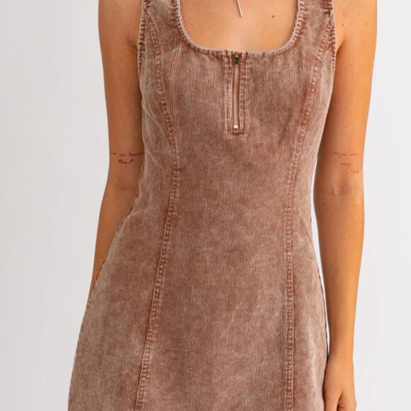 Coffee Shop Date Corduroy Mini Dress size large NWT Lithologie Co. - Picture 5 of 9